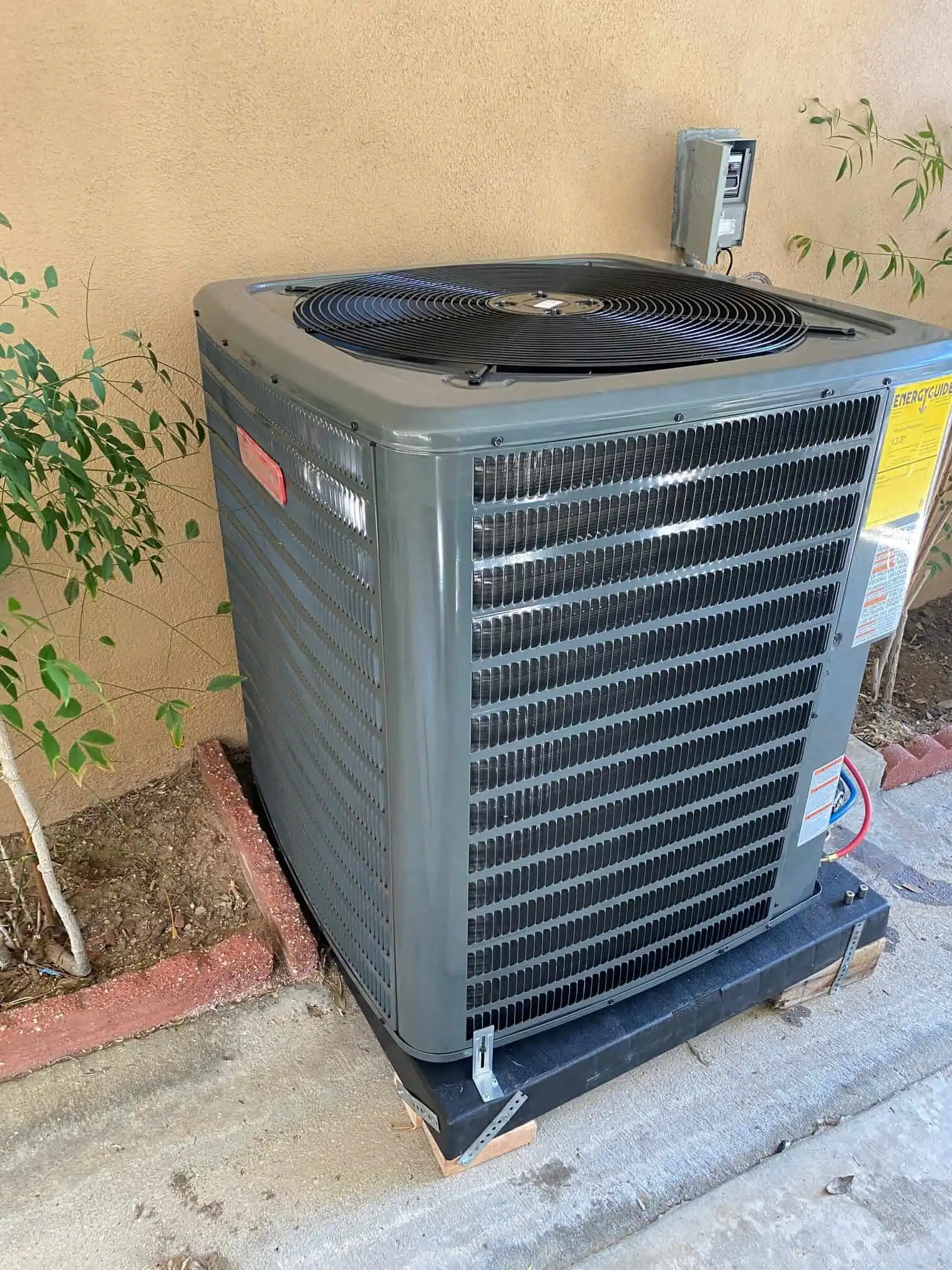 High-efficiency outdoor heat pump unit in Los Angeles area.